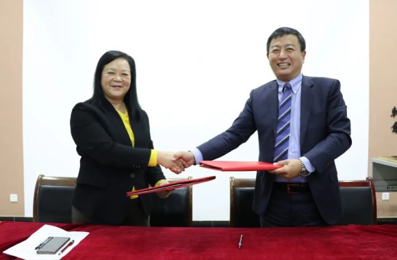 开云kaiyun网页版与青岛鹏腾国际经济技术合作（集团）有限公司签订战略合作协议