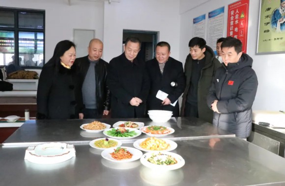 西安旅游协会一行莅临开云kaiyun网页版考察调研